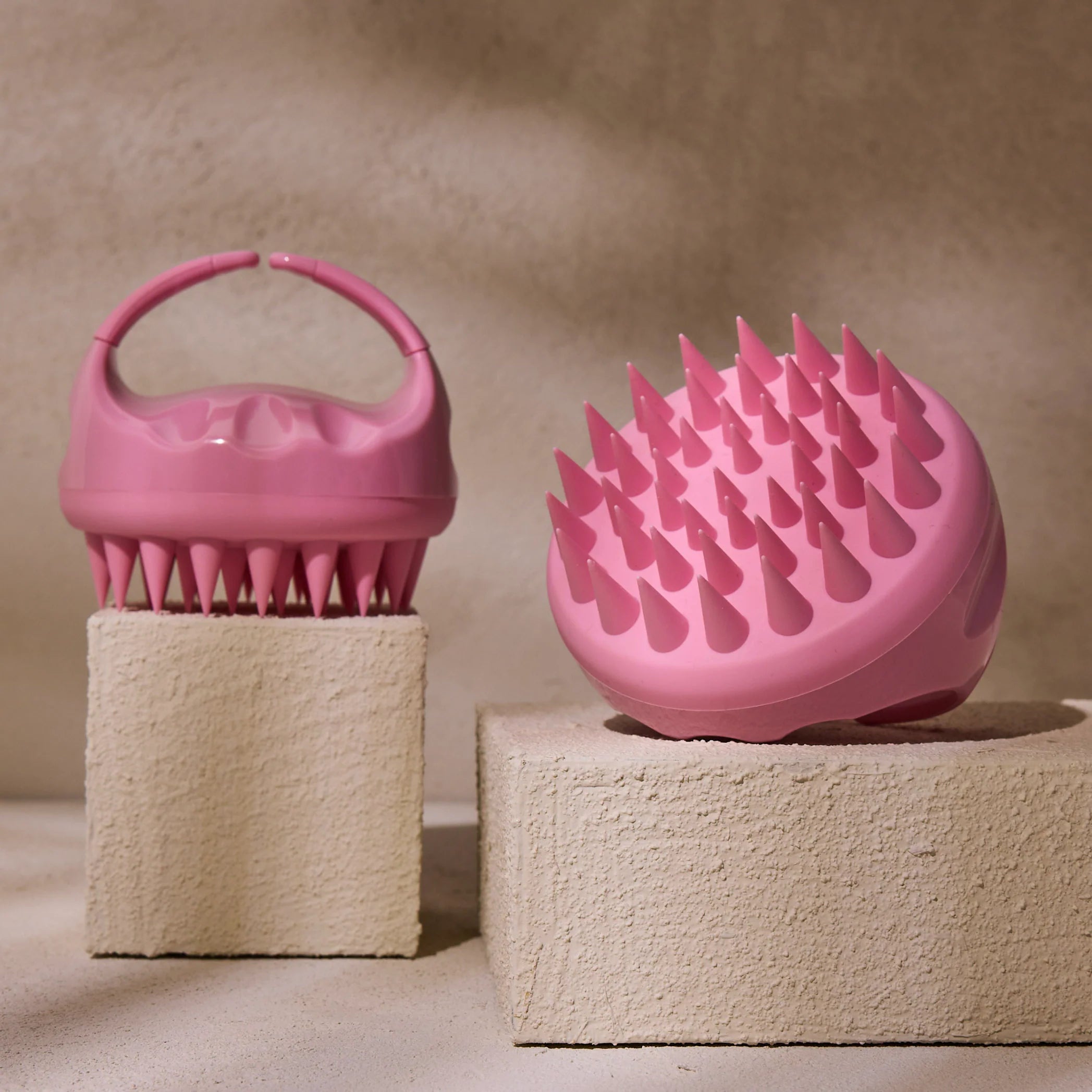 Root Therapy Scalp Massager Large Pink