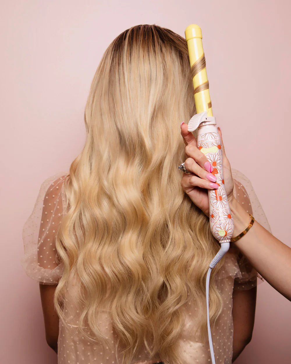LAST CHANCE! Beachwaver B1 - Just Classically Cassidy Collection
